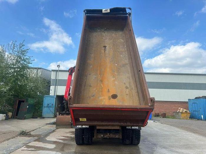 Used 2015 DAF CF400 8x4 Steel Tipper Grab