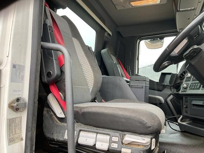 Used 2023 Renault C460 8x4 Steel Tipper