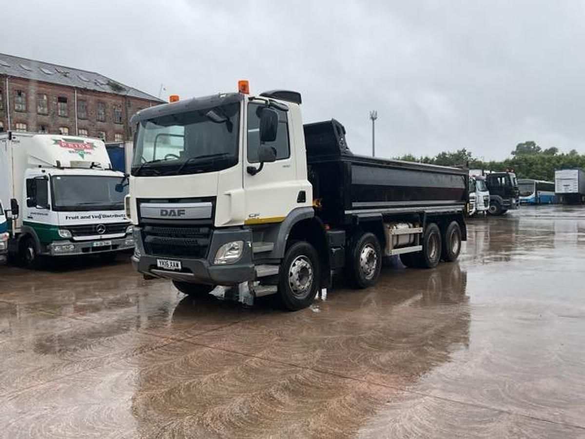 Used 2016 DAF CF400 8x4 Steel Tipper Grab
