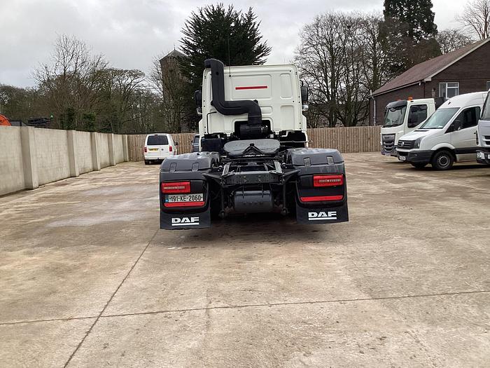 Used 2019 CF430 6x2 Tag Axle