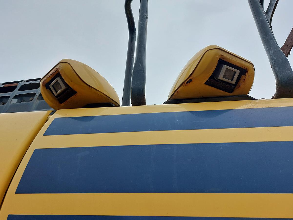 Used 2018 Komatsu PC360LC-11 Tracked Excavator