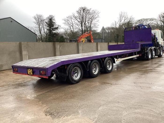 Used 2004 SDC Tri Axle Step Frame Trailer
