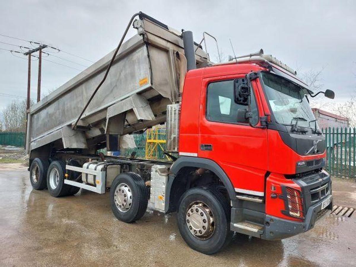 Used 2017 (17) Volvo FMX420 8x4 Alloy Tipper