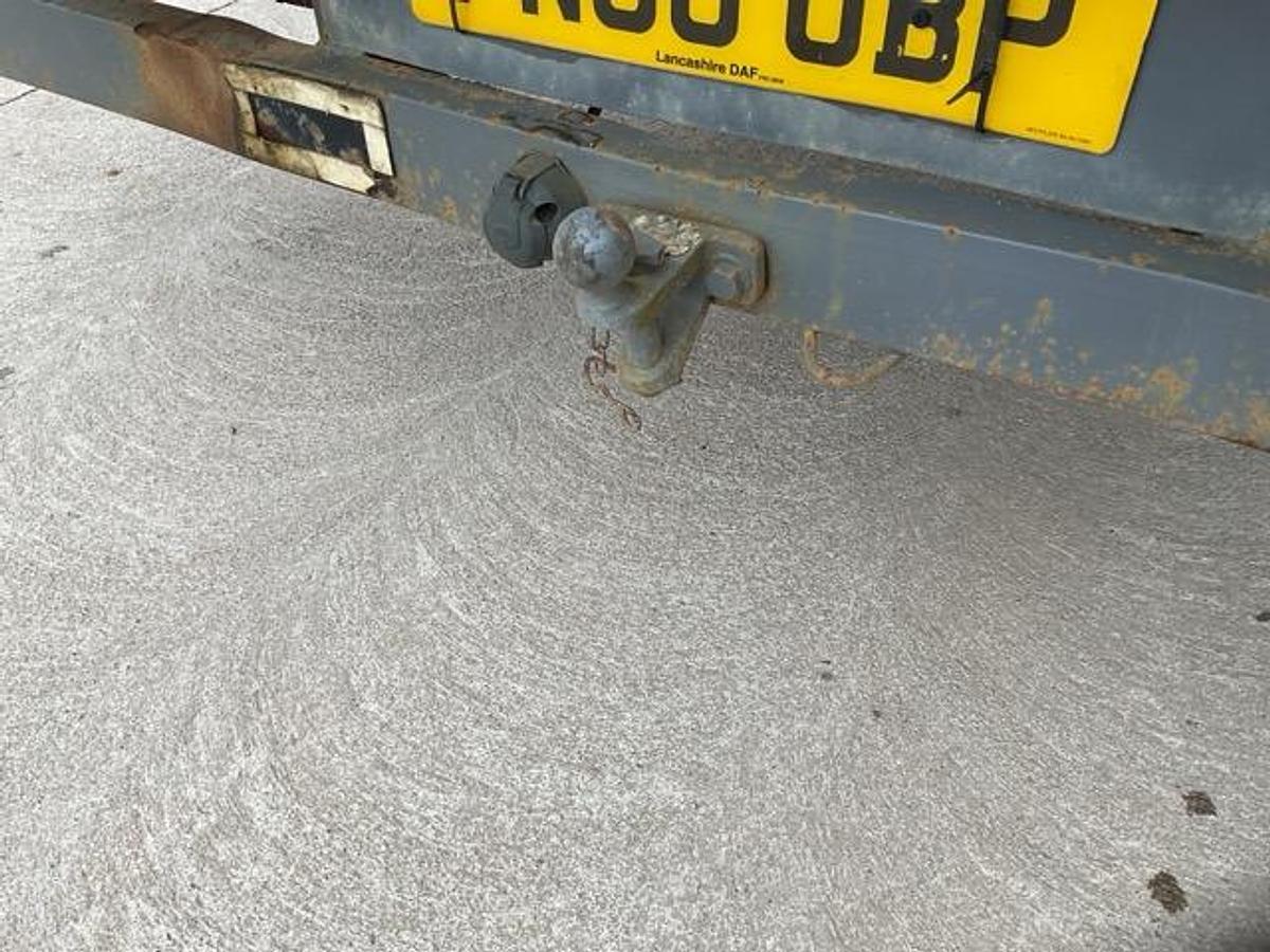 Used 2010 DAF LF55.220 4x2 Beavertail