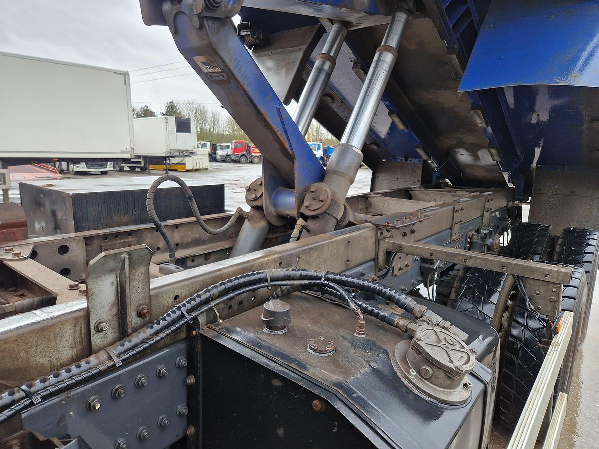 Used 2021 DAF CF370 6x4 Tipper Grab