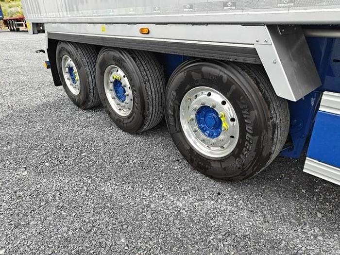 Used 2024 Weightlifter 73cyd Plankside Tipping Trailer