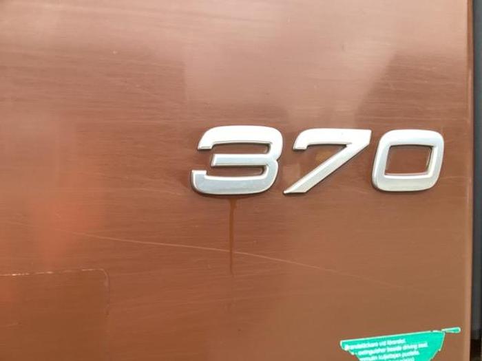 Used 2011 Volvo FM370 6x2 Rearlift Tipper Grab