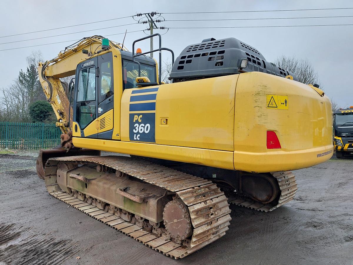 Used 2018 Komatsu PC360LC-11 Tracked Excavator