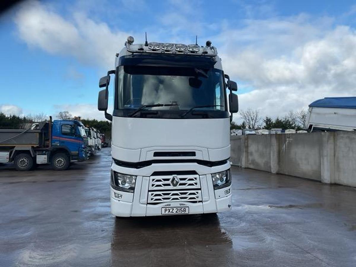 Used 2021 Renault T520 6x2 Tractor Unit