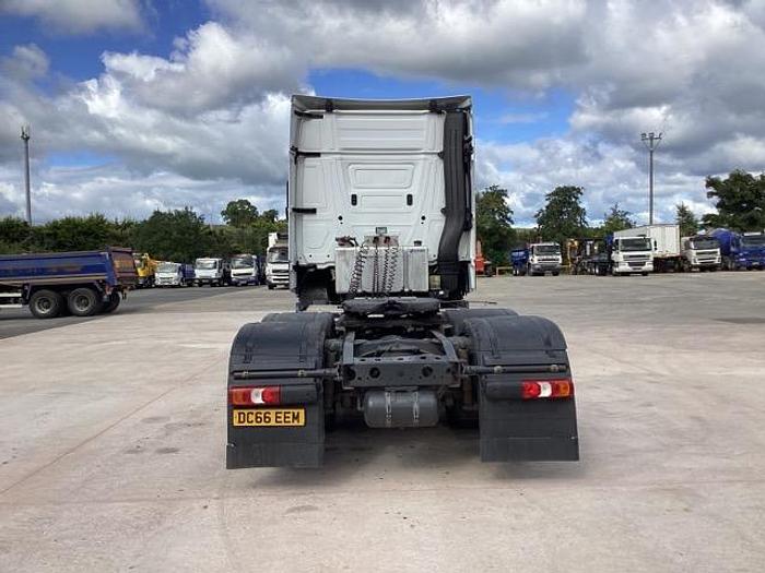 Used 2016 Mercedes Arocs 2551 6x2 T/Unit