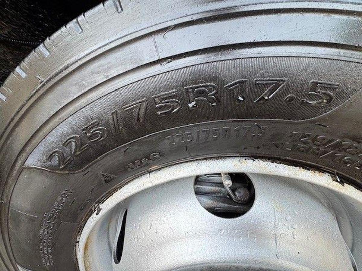 Used 2022 (71) DAF LF180 4x2 7.5T Dropside Tipper