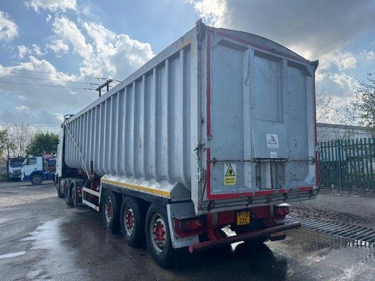 Used 2016 Montracon Tri Axle Alloy Bulk Tipping Trailer