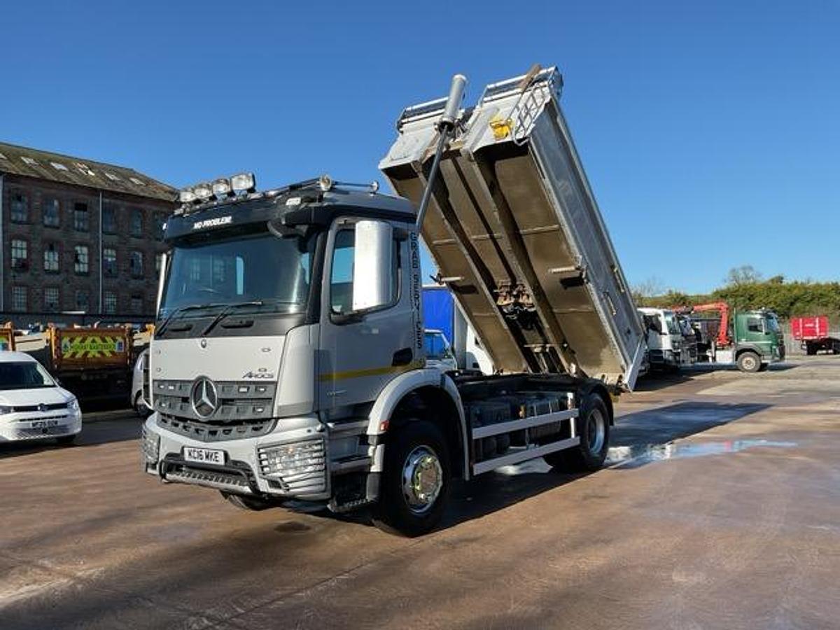 Used 2016 Mercedes Arocs 1827 4x2 18T Tipper