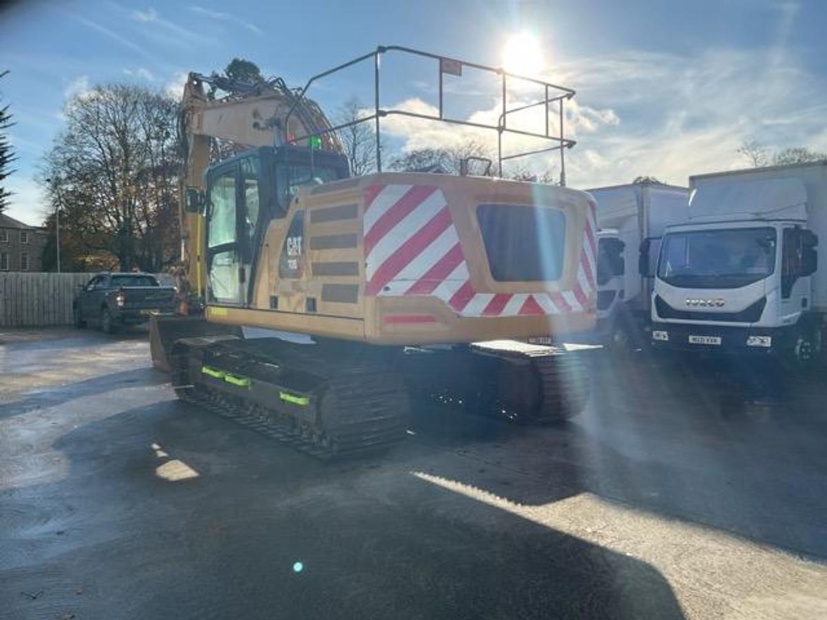 Used 2019 CAT 320 Tracked Excavator