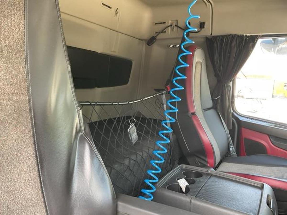 Used 2018 Volvo FMX420 8x4 Steel Tipper