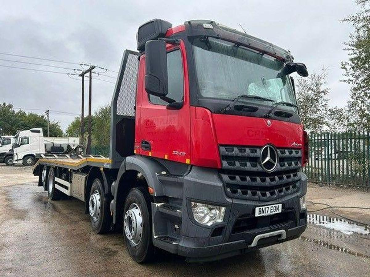 Used 2017 (17) Mercedes Arocs 3240 Rearlift Chesse Wedge Beavertail
