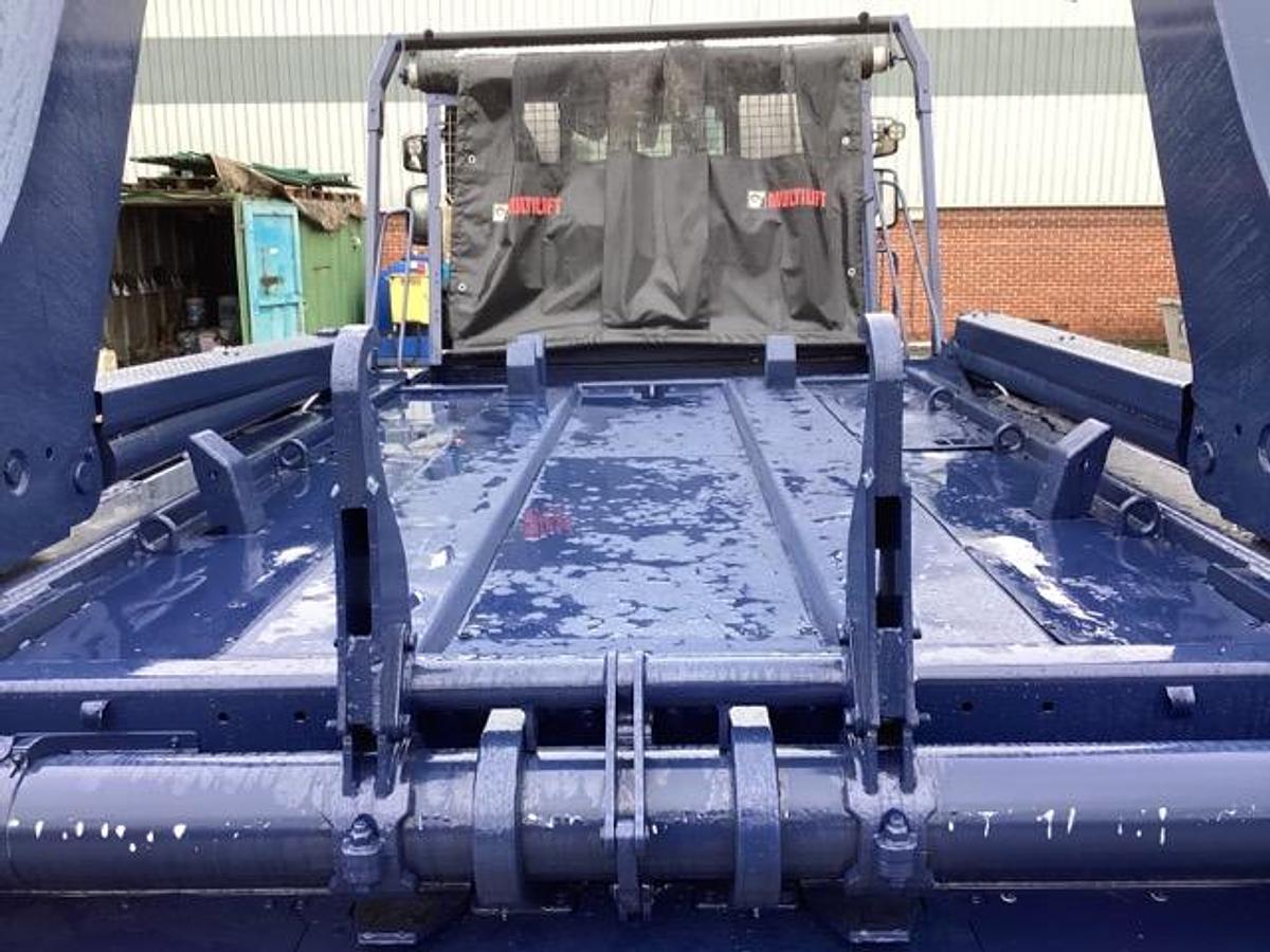 Used 2018 (68) Volvo FL280 4x2 18T Skiploader