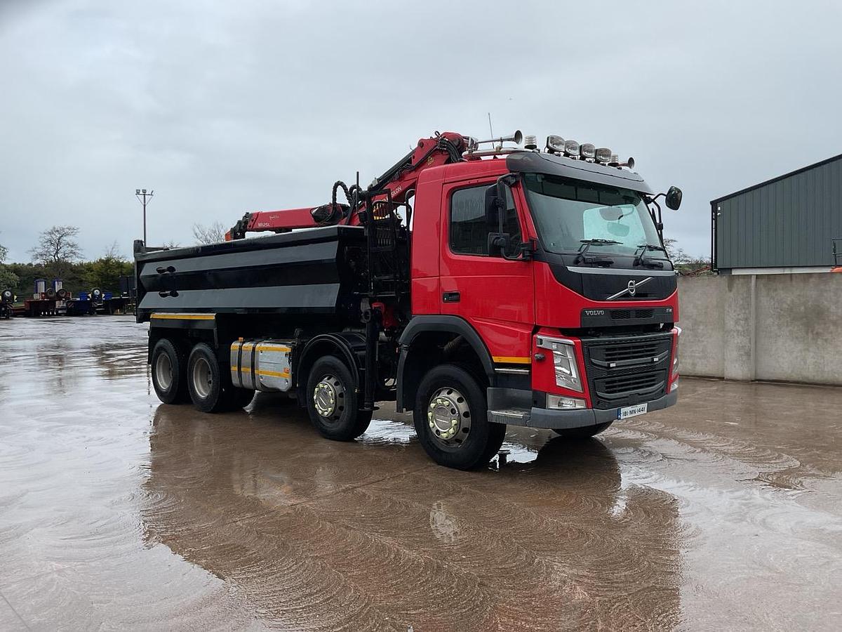 Used 2018 Volvo FM410 8X4 TIPPER GRAB