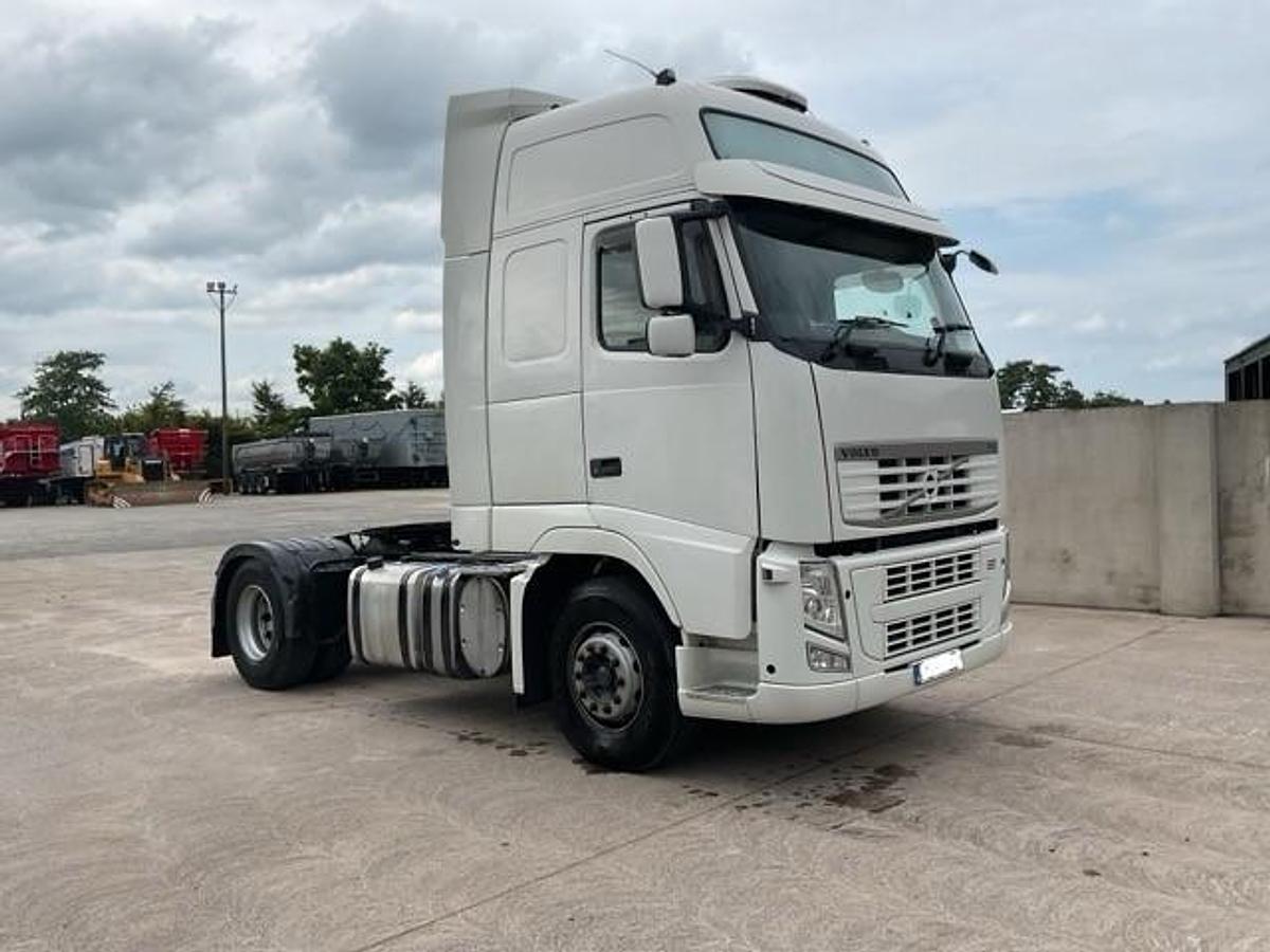 Used 2013 Volvo FH460 4x2 Unit