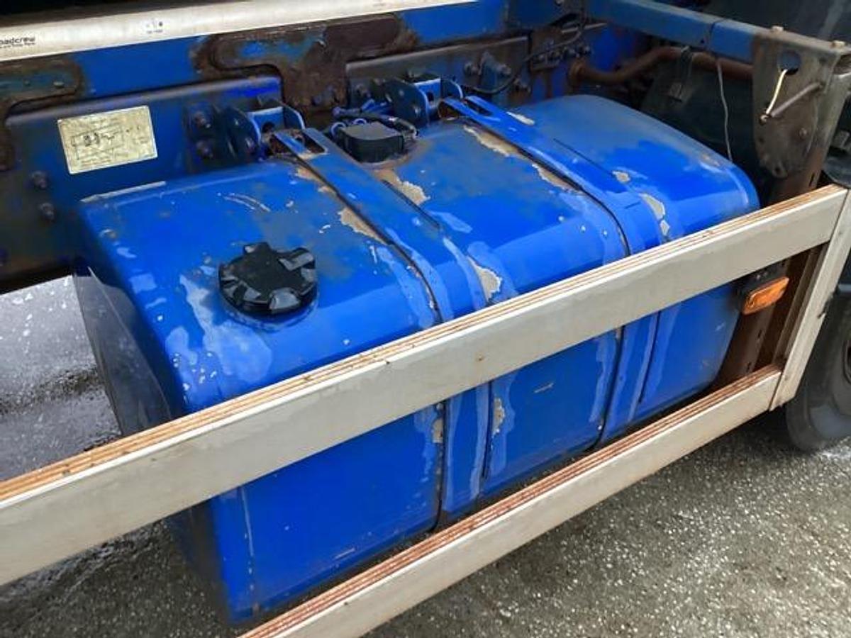 Used 2016 Renault C430 8x4 Concrete Mixer