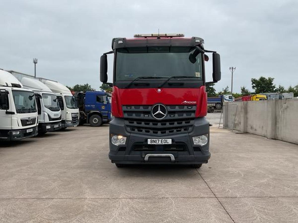 Used 2017 Mercedes Arocs 3240 8x2 Cheesewedge Beavertail