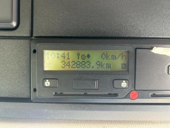 Used 2017 (17) DAF CF400 8x2 Rearlift Beavertail