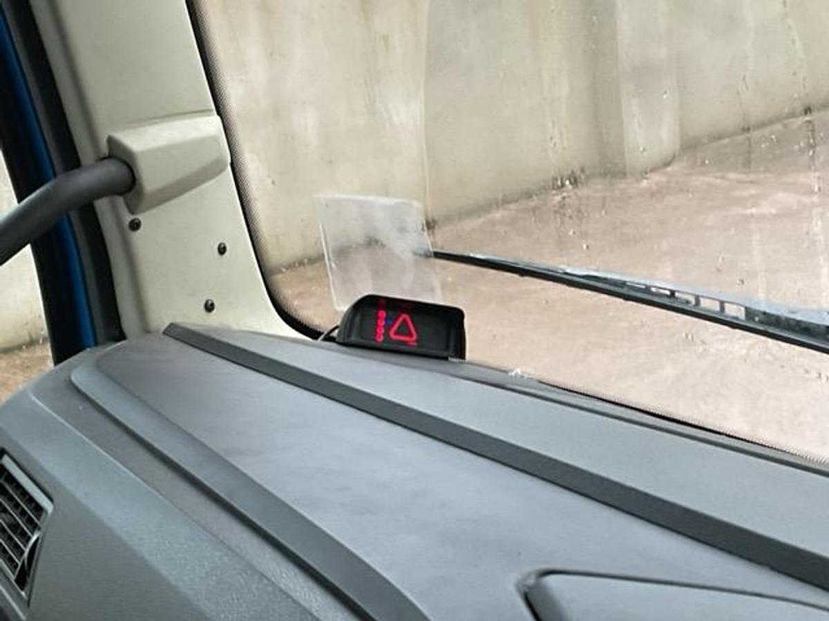 Used 2021 Volvo FMX420 8x4 Steel Tipper. Choice