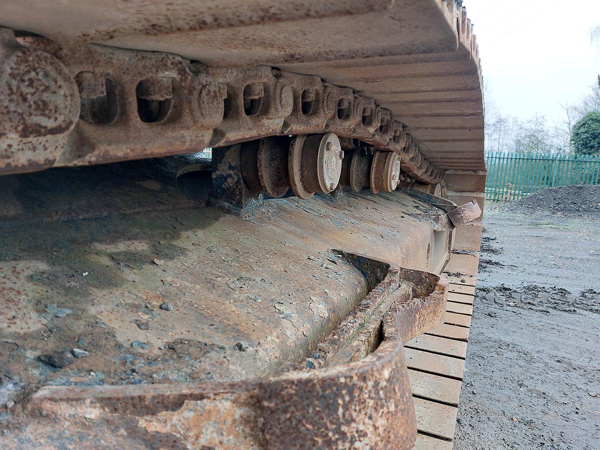 Used 2018 Komatsu PC360LC-11 Tracked Excavator