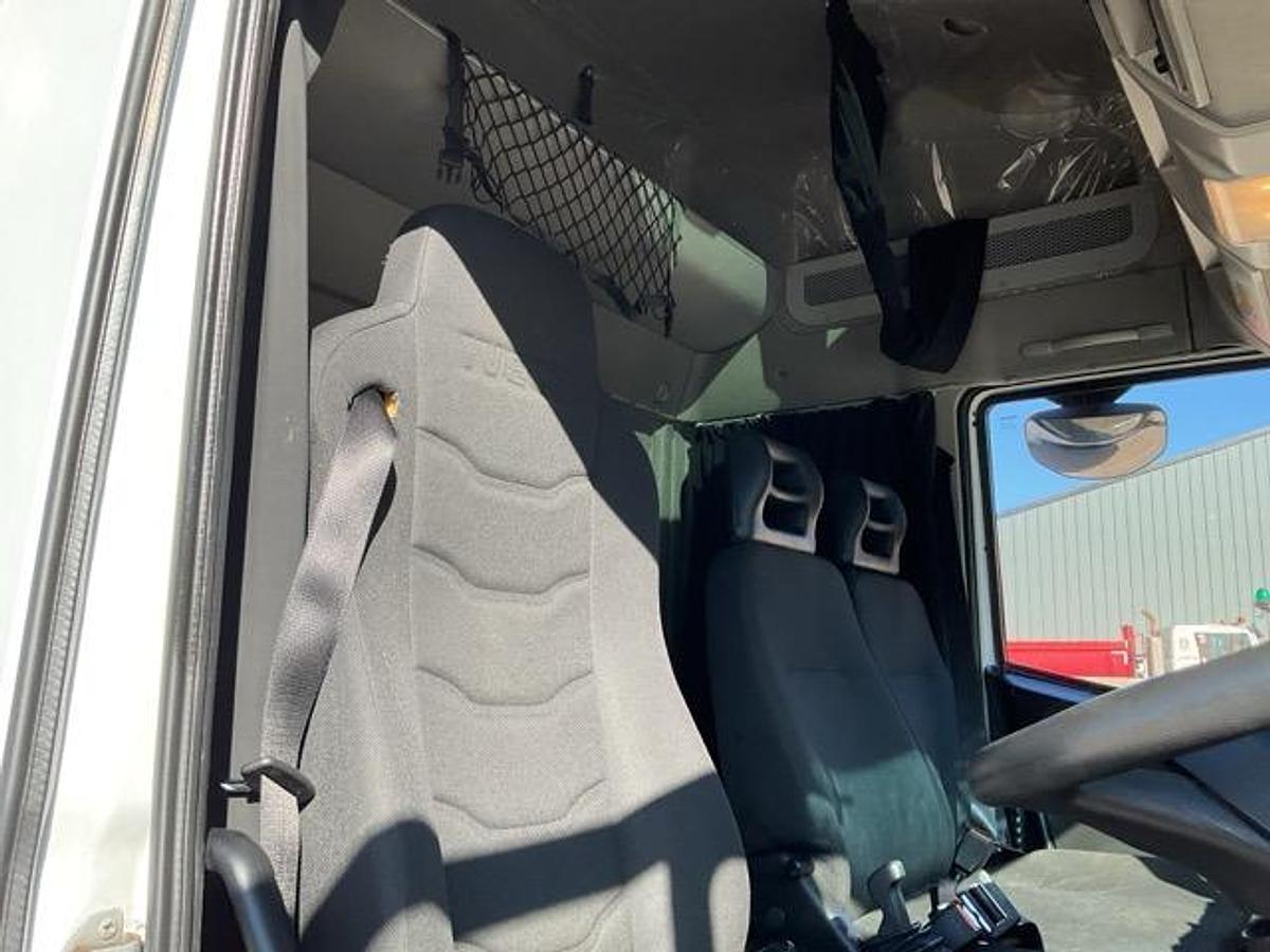 Used 2019 Iveco 180E250 18T Boxvan