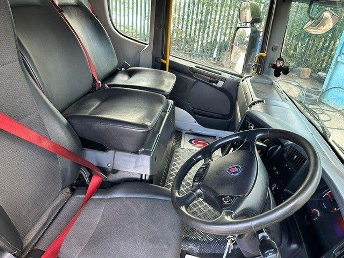 Used 2015 (15) Scania P320 8x2 Rearlft Dropside Flatbed