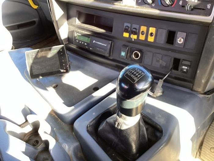 Used 2013 Hino 700 Series 8x4 Tipper Grab