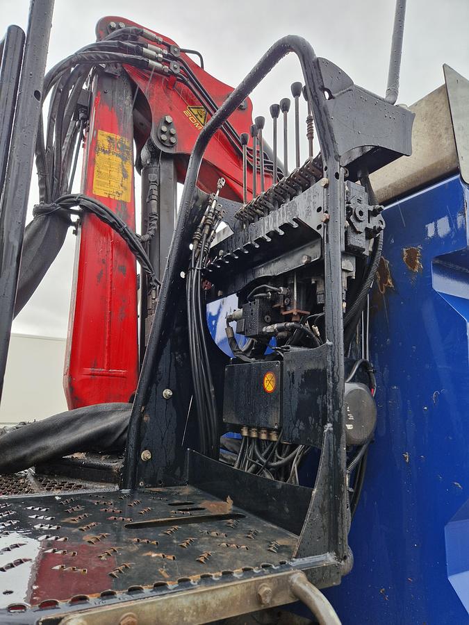 Used 2021 DAF CF370 6x4 Tipper Grab