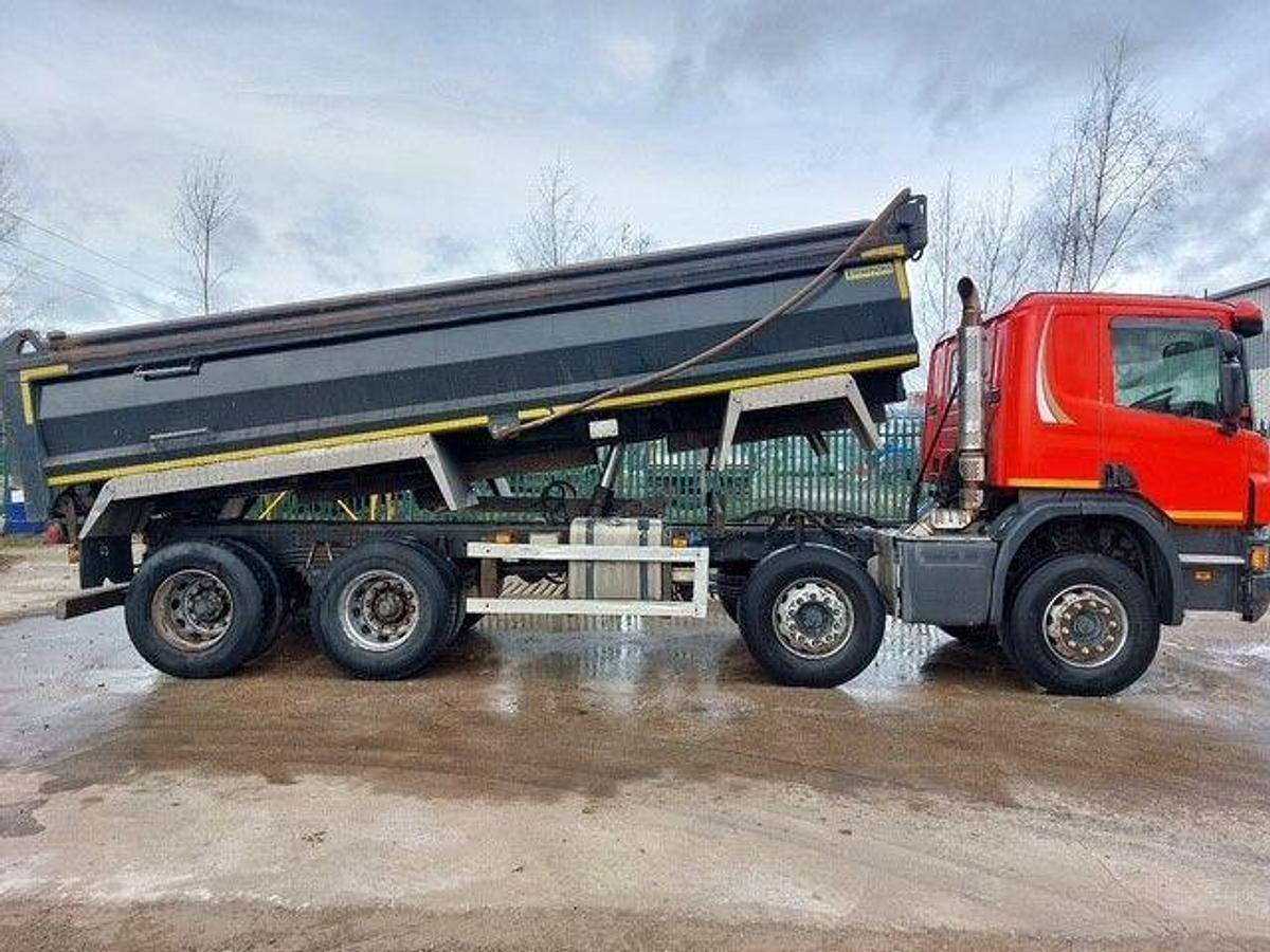 Used 2018 (18) Scania P410 8x4 Steel Tipper