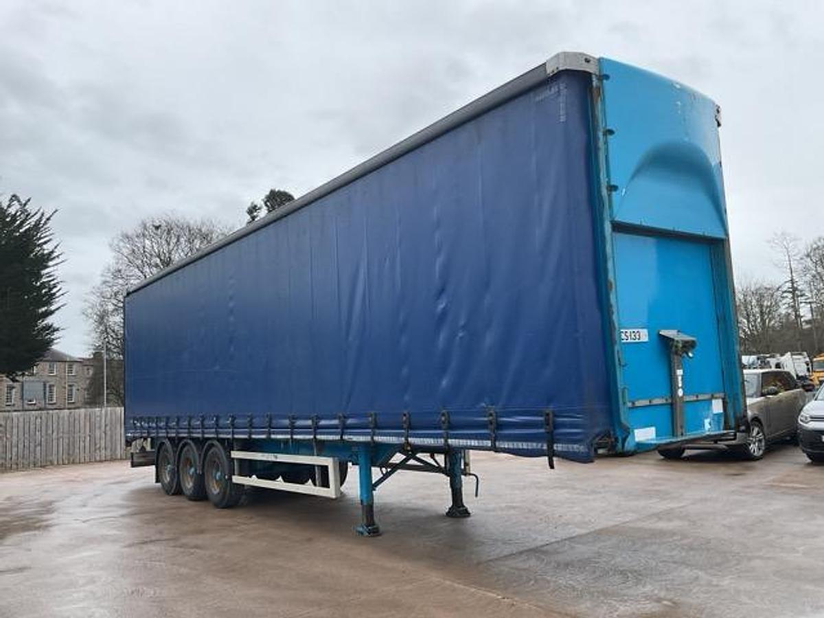 Used 2014 Montracon Tri Axle Curtainsider
