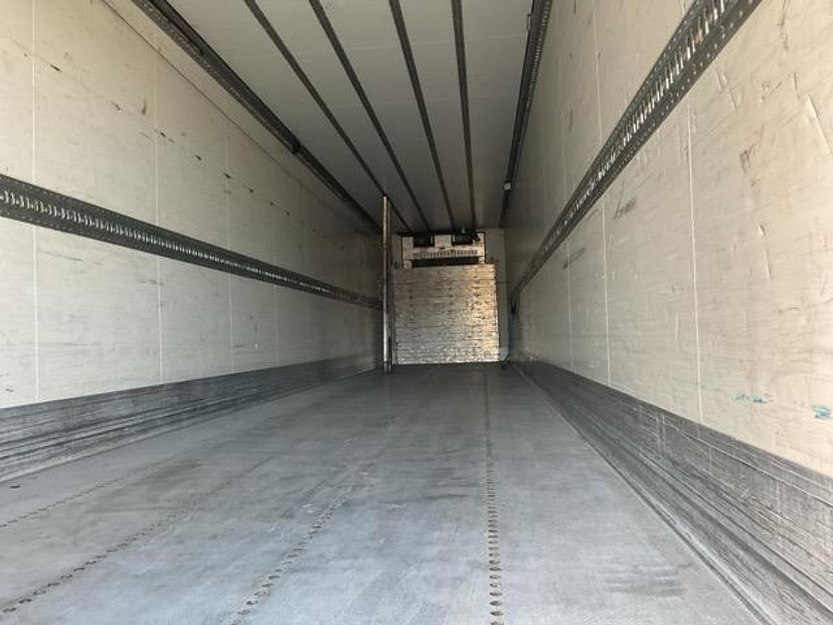 Used 2010 Schmitz Tri Axle Fridge