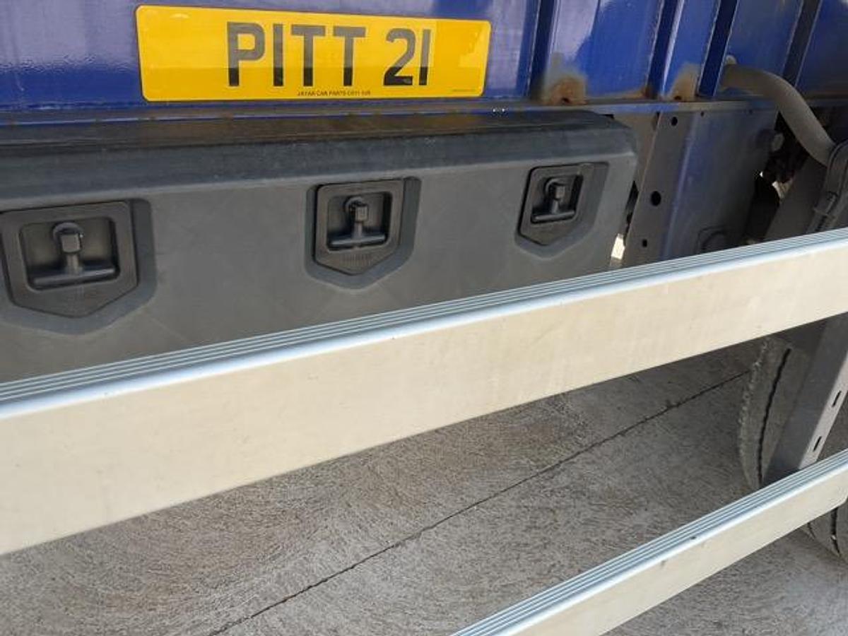 Used 2020 Dennison 13.6m Flat Trailer