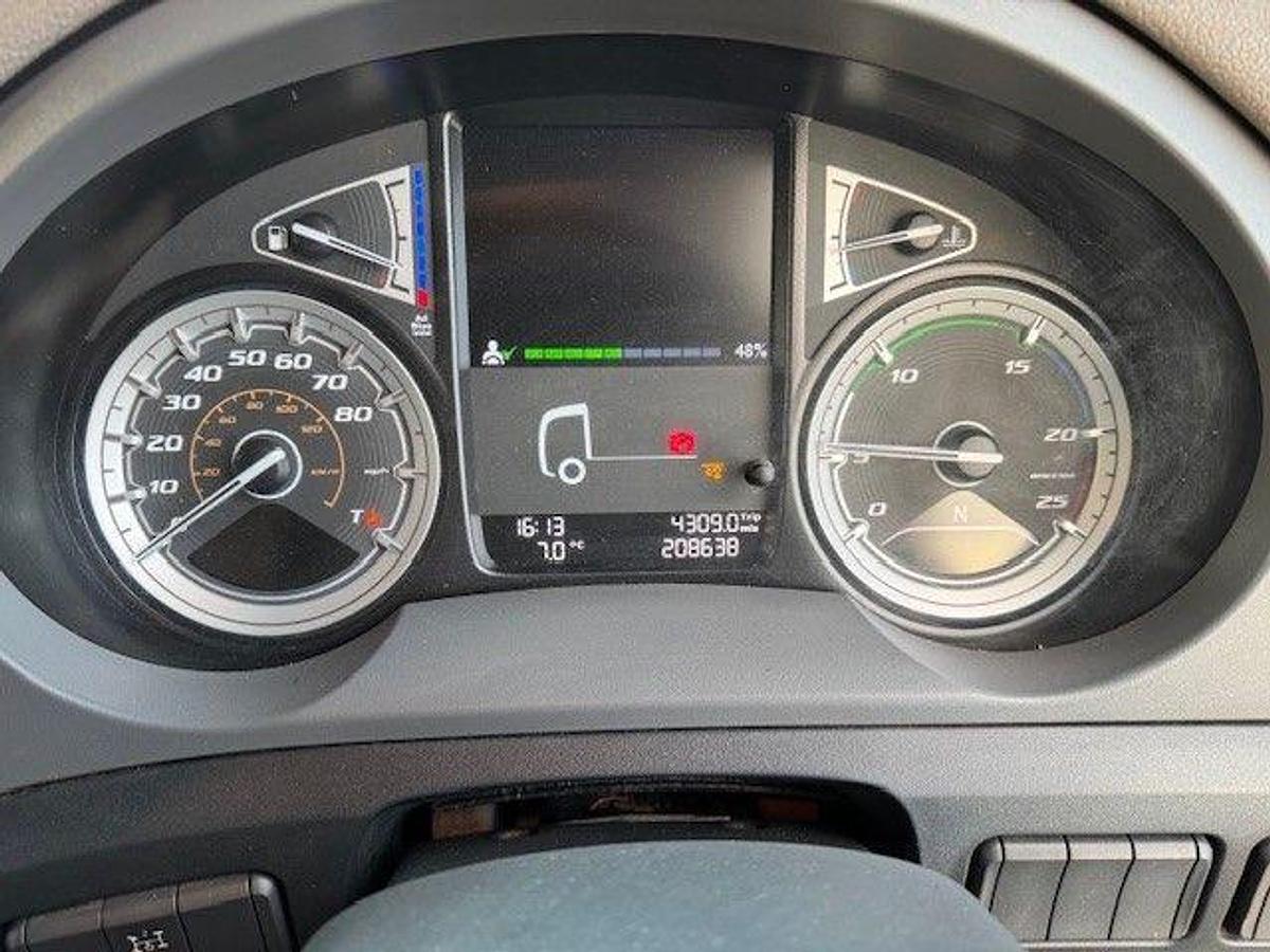 Used 2021 DAF CF450 8x2 Rearlift Beavertail