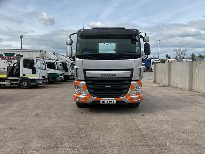 Used 2017 DAF CF330 6x2 Rear Lift Beavertail