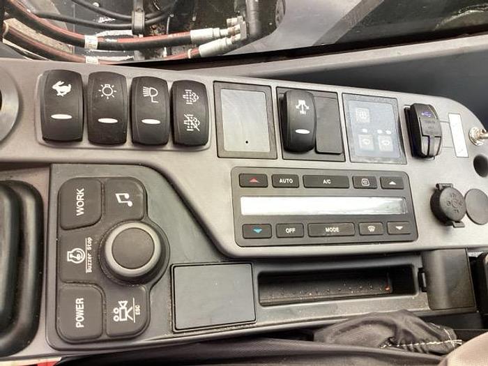 Used 2023 Doosan DX225LC-7 Tracked Excavator