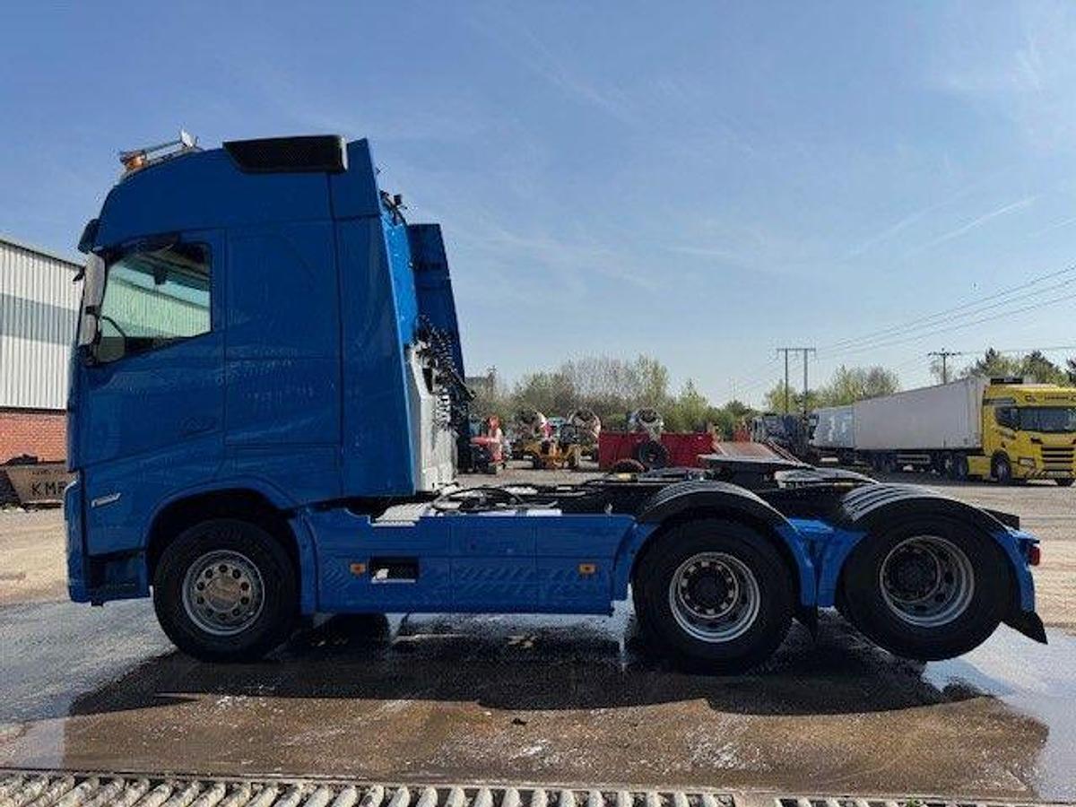 Used 2021 (71) Volvo FH540 G/T 6x4 Double Driver Rearlift Tag