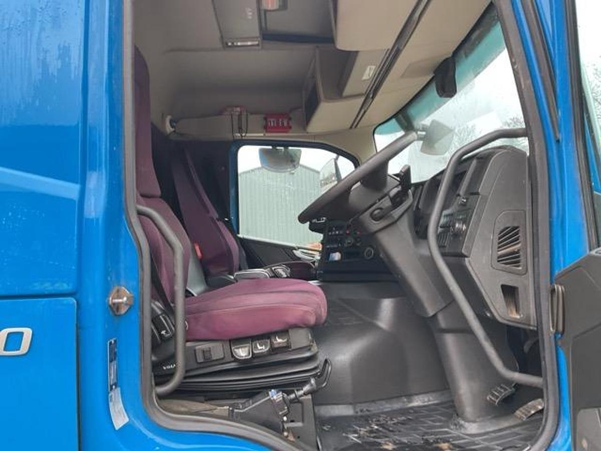Used 2021 Volvo FMX420 8x4 Steel Tipper. Choice