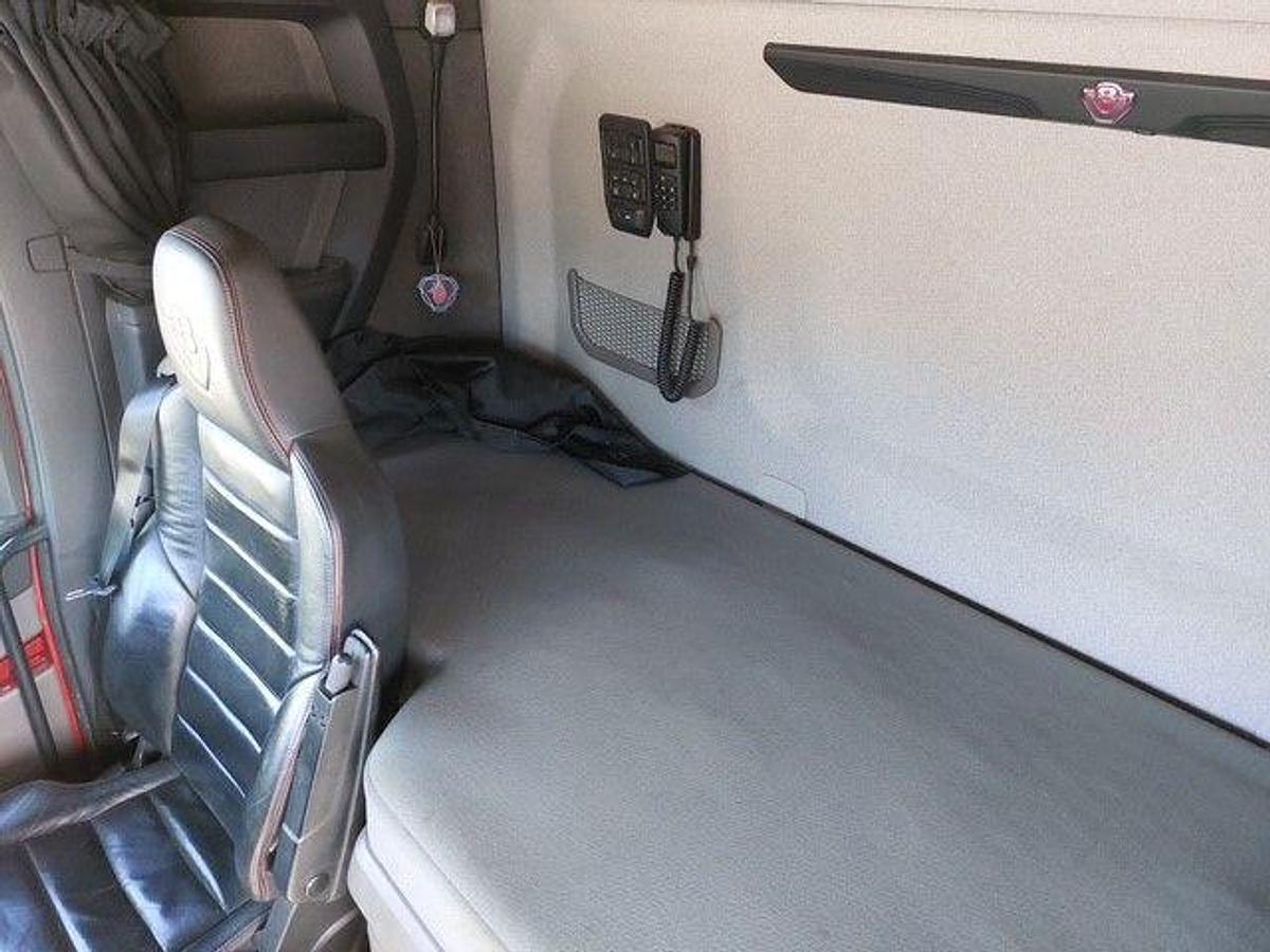 Used 2018 (18) Scania R520 V8 6x2 Rearlift