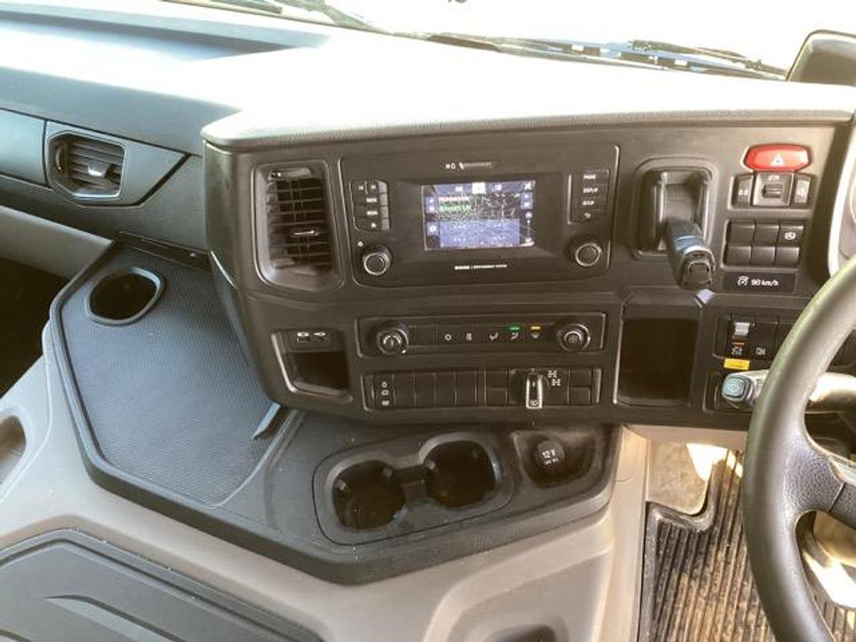 Used 2019 (69) Scania P410 XT 8x4 Alloy Tipper