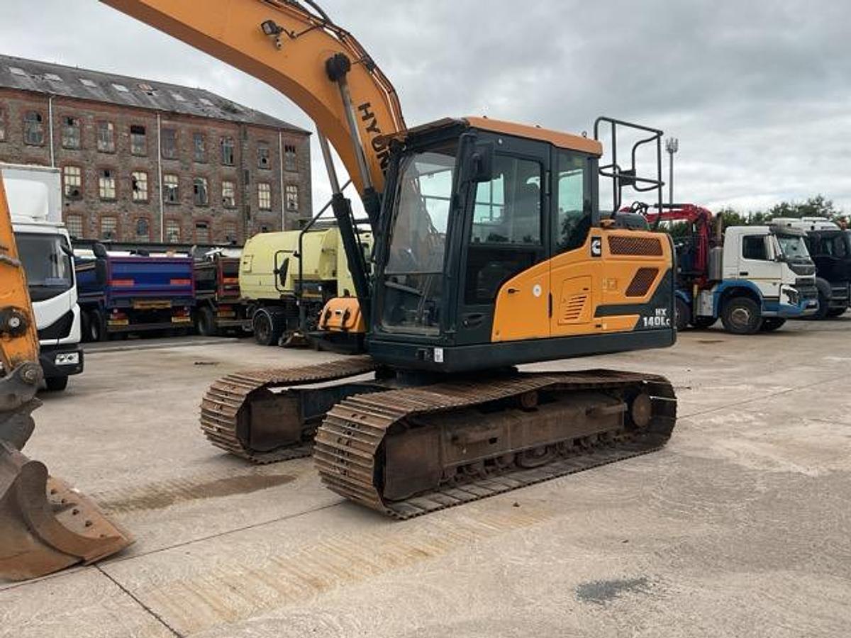 Used 2021 Hyundai HX140LC Tracked Excavator