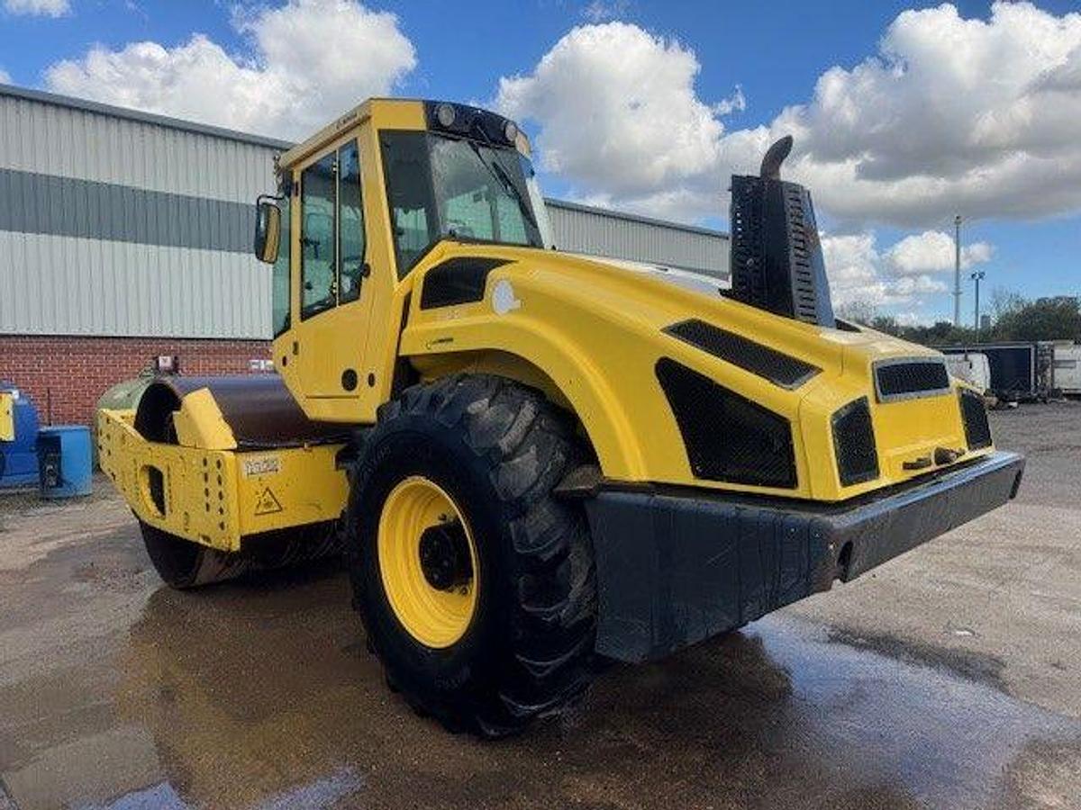 Used 2015 Bomag BW216 DH-4i Single Drum Vibrating Roller