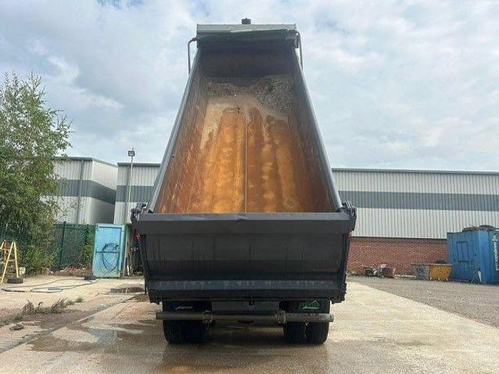 Used 2019 (19) Volvo FMX410 8x4 Steel Tipper