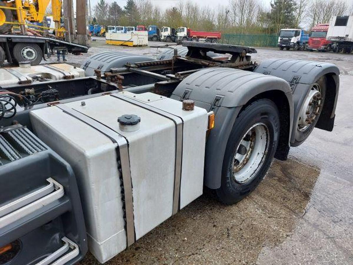 Used 2011 (11) Scania R480 6x2 Rearlift