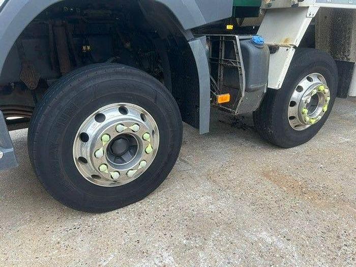 Used 2017 (17) Volvo FMX420 8x4 Insulated Alloy Tipper