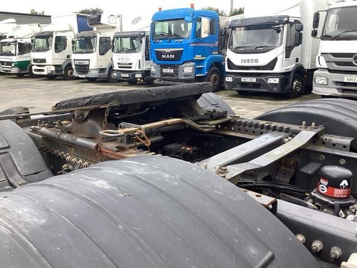 Used 2016 Renault T460 6x2 Midlift. Choice