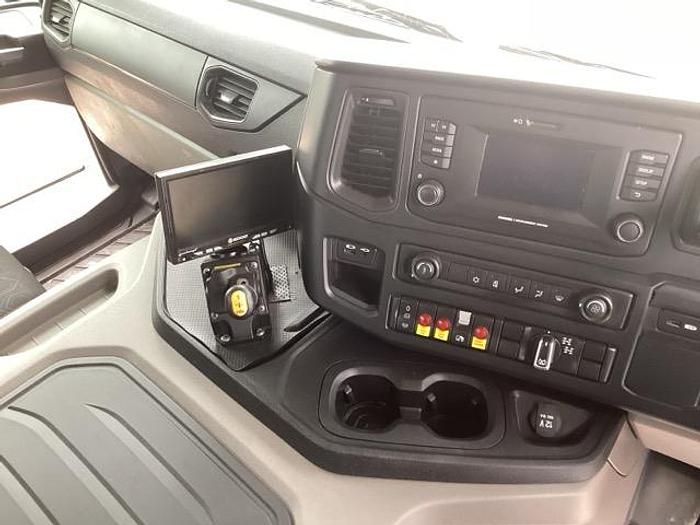 Used 2018 (18) Scania P410 XT 8x4 Steel Tipper